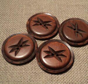 Lot de 4 boutons marron brique 26mm avec 2-trous