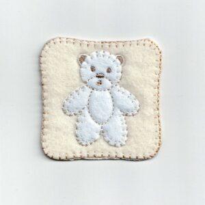 Écusson Thermocollant la petite ours blanche 5.0x5.0cm