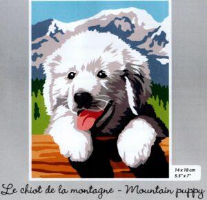 Kit Canevas Chien Montagne des Pyrénées 14x18cm demi point croix Margot 766-6024238 le chiot de la montagne